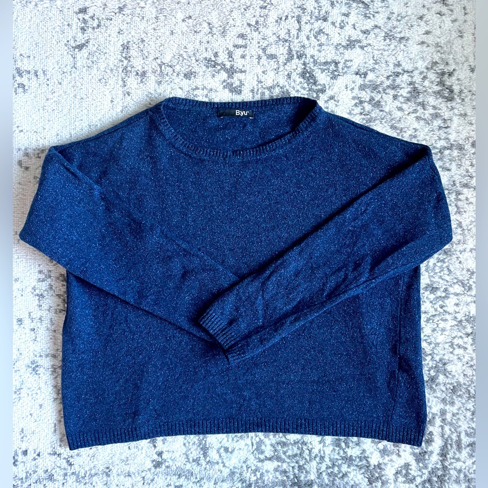 B.YU Sweater in navy Blue